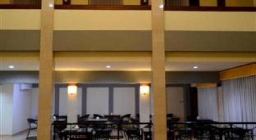 Grand Sumatera Hotel Surabaya Exterior photo