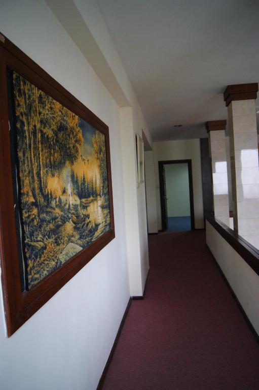 Grand Sumatera Hotel Surabaya Exterior photo