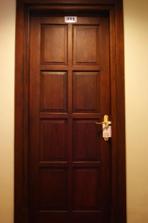 Grand Sumatera Hotel Surabaya Room photo